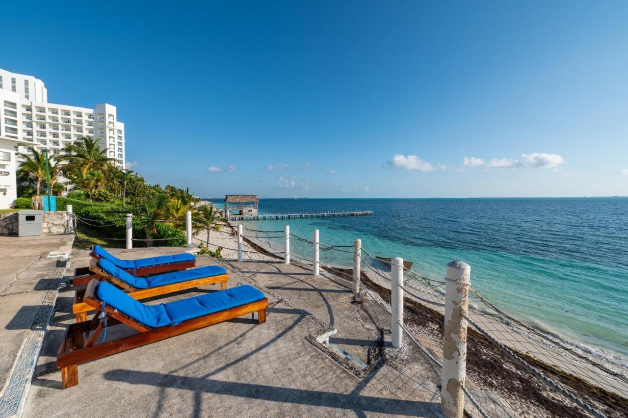 Hotel Dos Playas Faranda Cancún Exteriör bild
