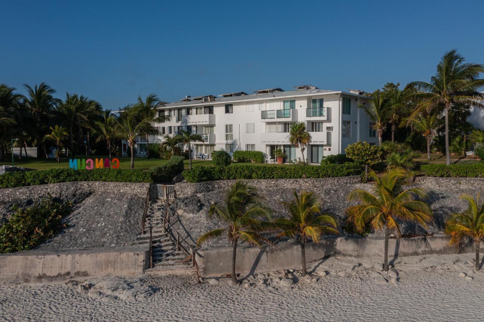 Hotel Dos Playas Faranda Cancún Exteriör bild